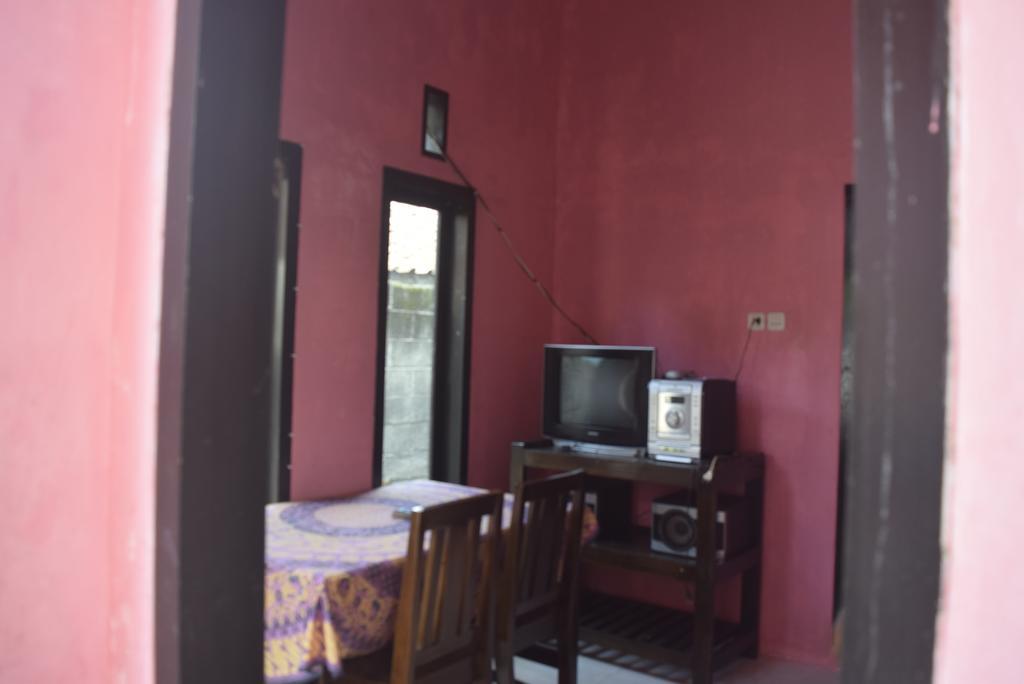 Blue Flame Inn Banyuwangi  Extérieur photo